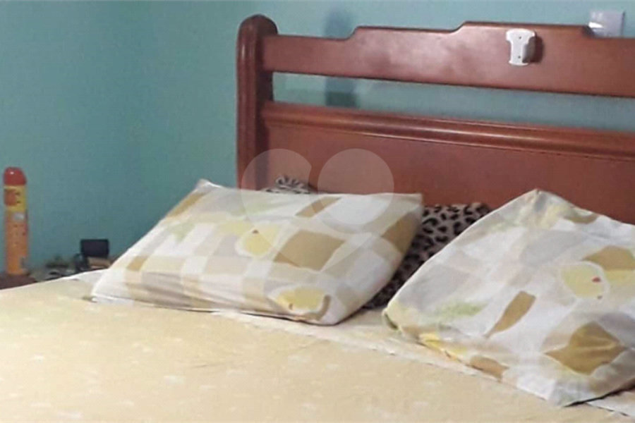 Casa à venda com 4 quartos, sendo 2 suítes, no condomínio Gleba II, Mairiporã - SP