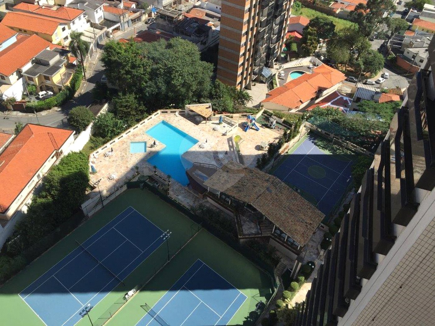 Apartamento à venda com 4 quartos, sendo 3 suítes, em Bosque da Saúde, São Paulo, SP