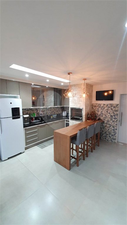 Sobrado de alto padrão no condomínio residencial Reserva Aquarela