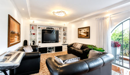 Apartamento à venda com 4 quartos, sendo 1 suíte,  em Granja Julieta, São Paulo, SP