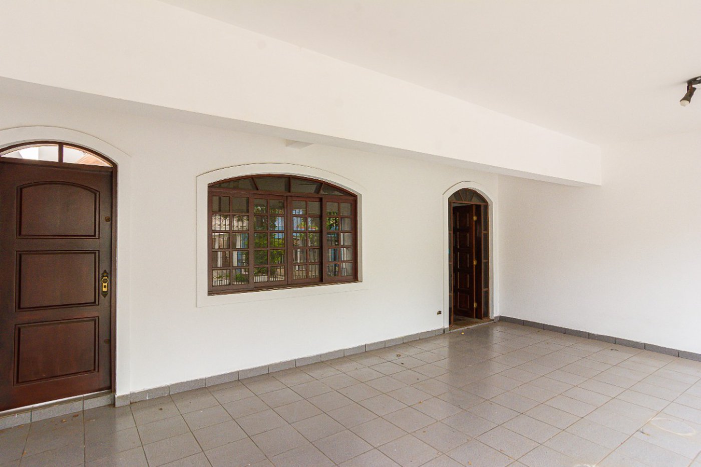 Sobrado à venda 187m² com 5 quartos, sendo 2 suítes, em Conjunto Residencial Butantã próximo à USP