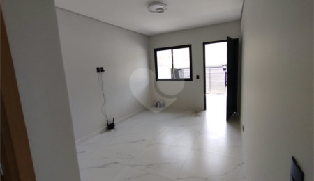 Casa à venda com 3 quartos, sendo 2 suítes,  em Cachoeirinha, Bom Jesus dos Perdões, SP