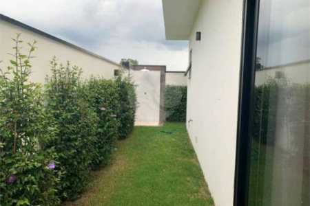 Casa à venda com 2 quartos, sendo 1 suíte, em Pinheirinho, Vinhedo, SP
