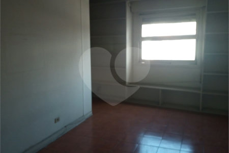 Casa à venda com 3 quartos em Vila Romana, São Paulo, SP