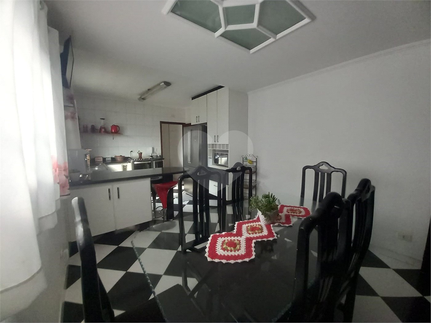 Sobrado à venda com 3 quartos, sendo 1 suíte, em Vila Guilherme, São Paulo, SP