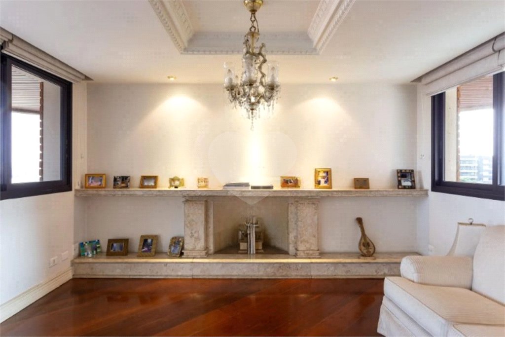 Apartamento à venda com 4 suítes em Vila Ida, São Paulo, SP