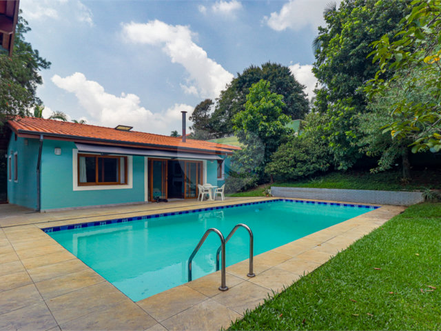 Casa Térrea à venda com 3 quartos, sendo 1 suíte,  em Jardim Petrópolis, São Paulo, SP