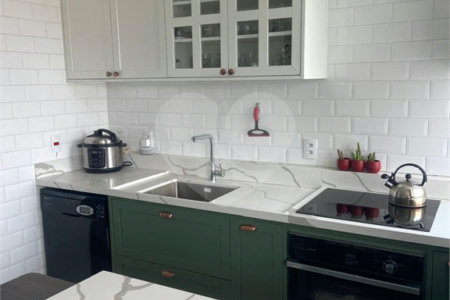 Apartamento à venda com 3 quartos, sendo 2 suítes, em Mirandópolis, São Paulo, SP