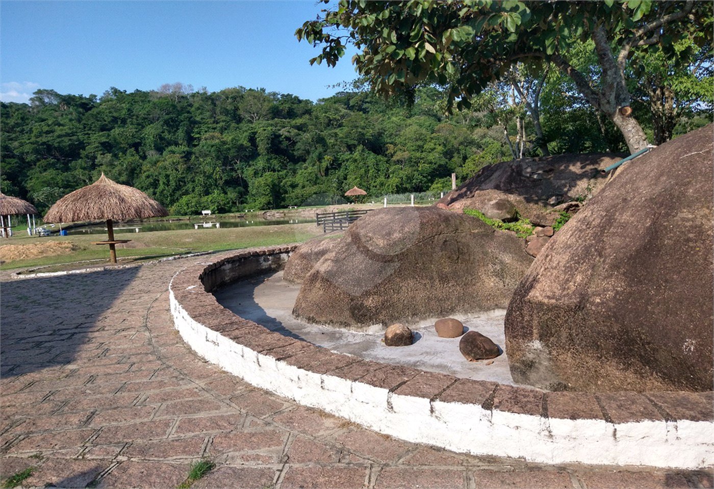 Sítio à venda com 4 quartos, sendo 2 suítes,  em Pimenta, Indaiatuba, SP