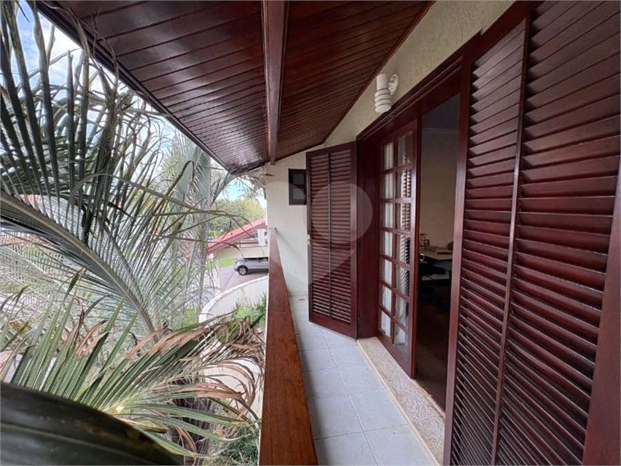 Casa à venda com 4 suítes no condomínio Granja Olga II, Sorocaba - SP