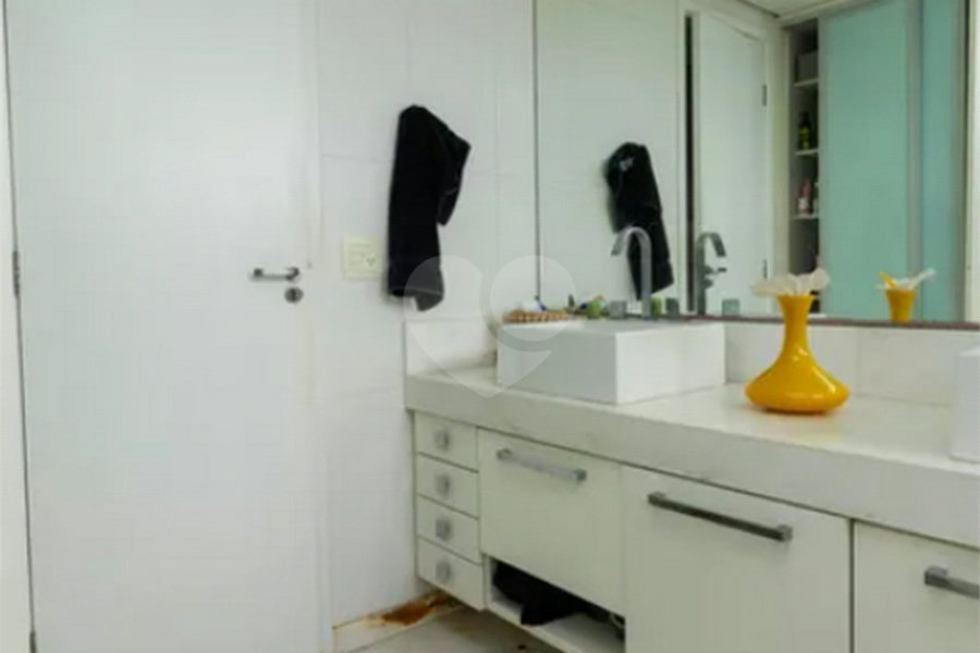 Apartamento à venda com 3 suítes em Vila Gomes Cardim, São Paulo, SP