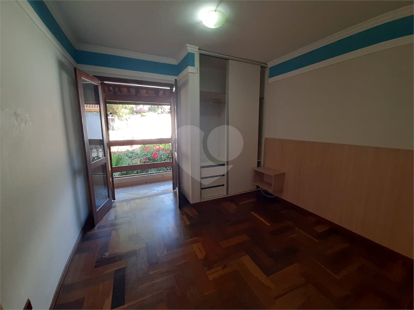 Casa à venda com 5 quartos, sendo 1 suíte, no condomínio Alpes de Mairiporã, Mairiporã - SP