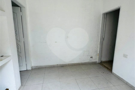 Casa à venda com 3 quartos, sendo 1 suíte, em Vila Galvão, Guarulhos, SP