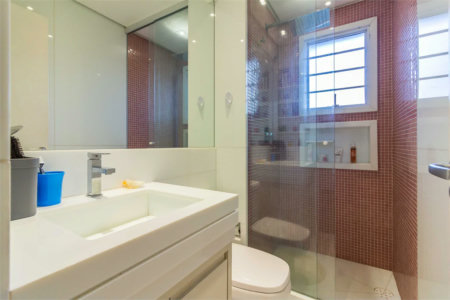 Apartamento à venda com 3 suítes em Vila Cordeiro, São Paulo, SP