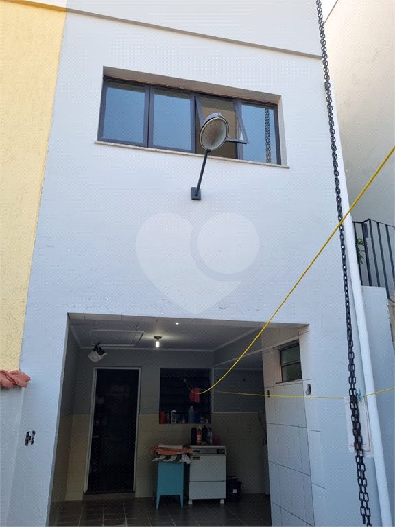 Sobrado à venda com 3 quartos em Bortolândia, São Paulo, SP
