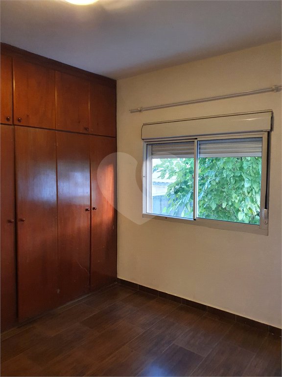 Sobrado à venda com 2 quartos em Chácara Monte Alegre, São Paulo, SP