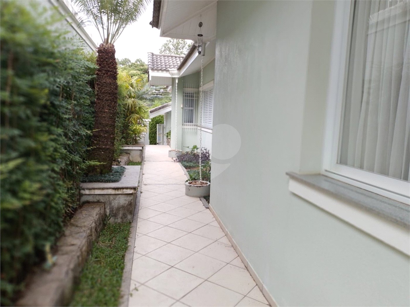 Casa à venda com 4 quartos, sendo 2 suítes,  em Vila Santista, Atibaia, SP
