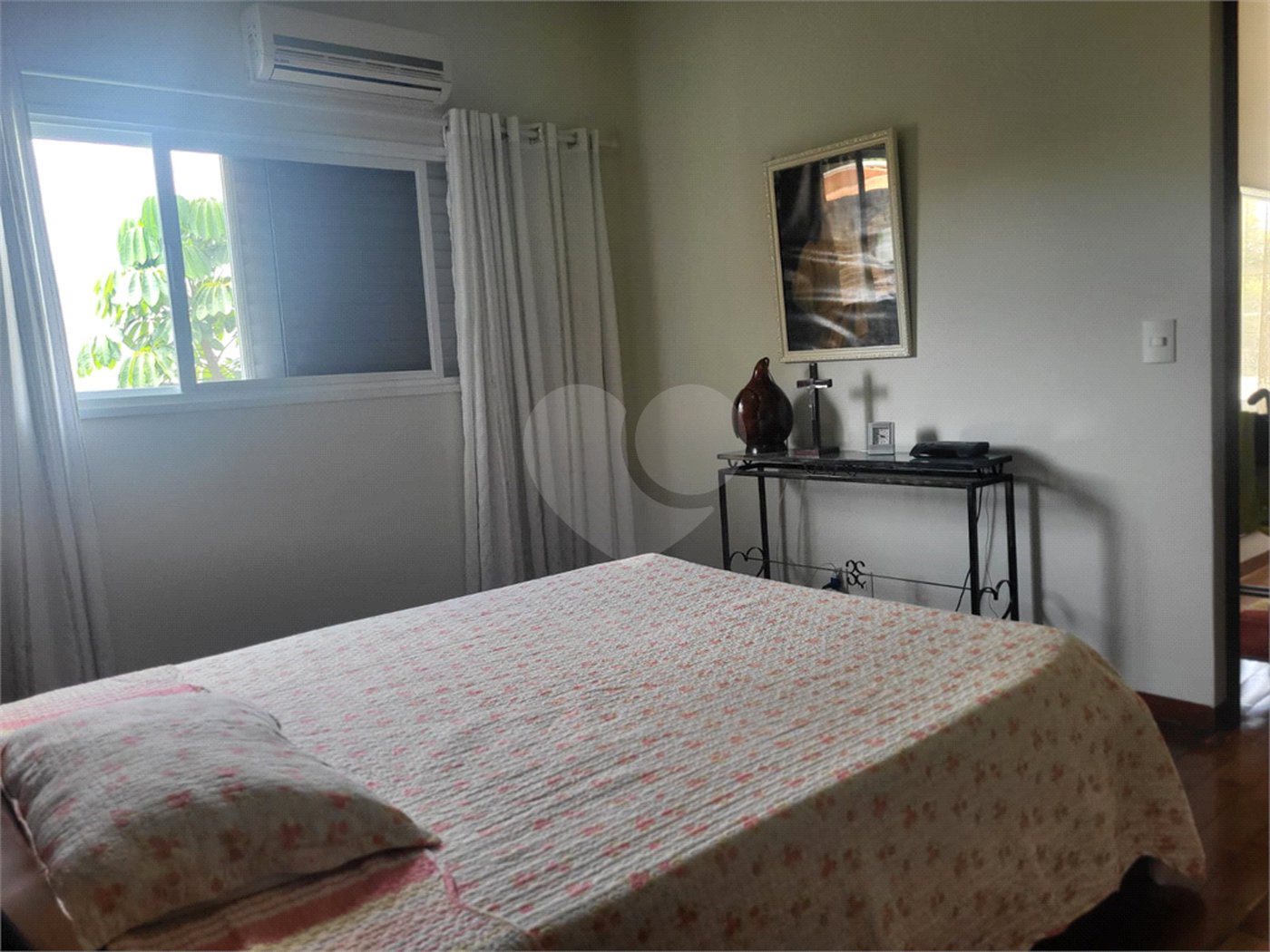 Casa à venda com 4 suítes no condomínio Jardim Theodora, Itu - SP