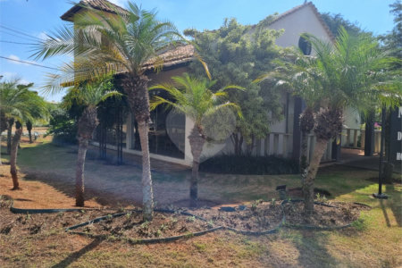 Casa à venda com 4 suítes no condomínio Xapada Park Ytu, Itu - SP