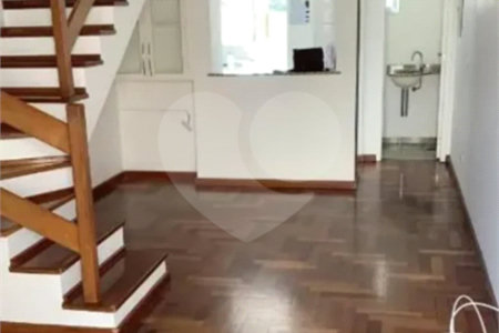 Casa à venda com 2 suítes no condomínio Sorrentino, São Paulo - SP
