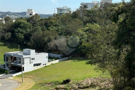 Terreno à Venda no Condomínio Santa Isabel 2 - Louveira/SP
