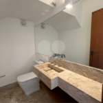Casa para alugar com 3 quartos, sendo 1 suíte, no condomínio Res Villeneuve, São Paulo - SP