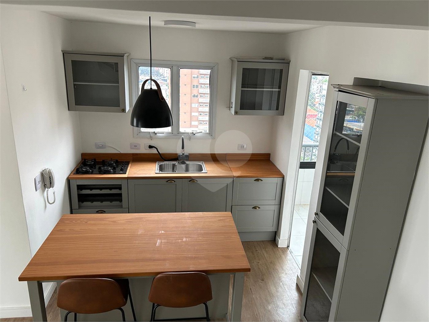 Apartamento à venda com 2 suítes em Pinheiros, São Paulo, SP