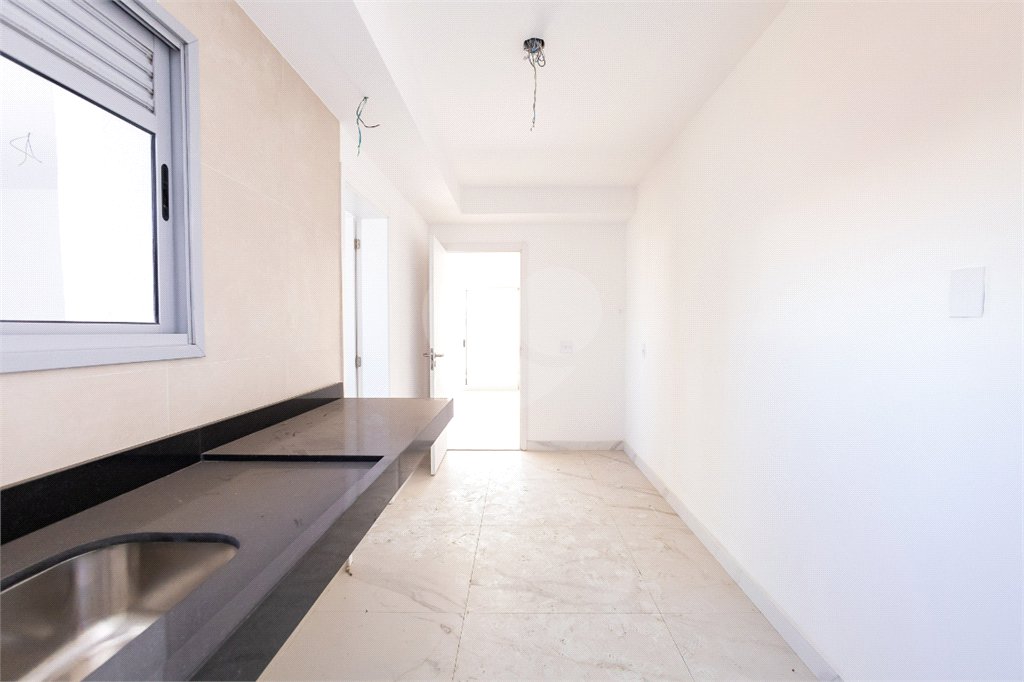 Apartamento à venda com 3 quartos, sendo 1 suíte,  em Vila Sofia, São Paulo, SP