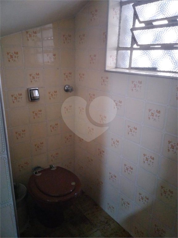 Sobrado à venda com 3 quartos em Vila Cordeiro, São Paulo, SP