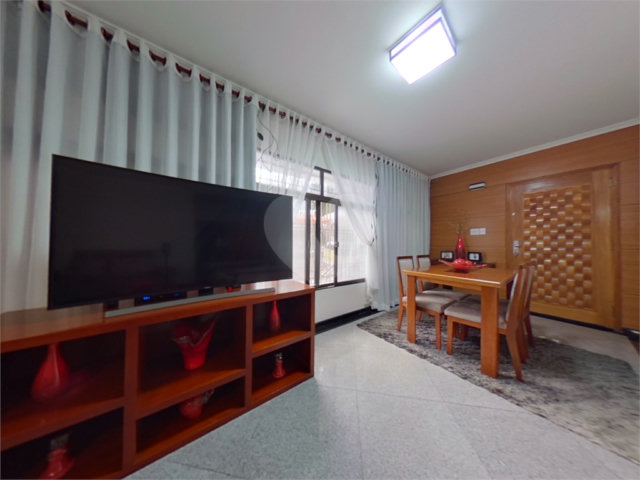 Casa Térrea à venda com 2 quartos em Parque Edu Chaves, São Paulo, SP