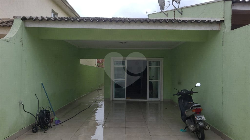 Casa à venda com 2 suítes, em Cidade Nova Arujá, Arujá, SP