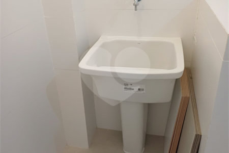 Apartamento à venda com 2 quartos em Cerqueira César, São Paulo, SP