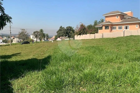 Terreno à venda no condomínio Saint Charbel, Araçoiaba da Serra - SP