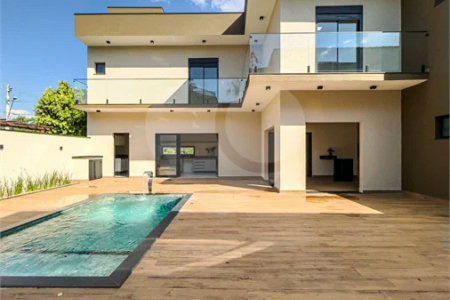 Indaiatuba - Condomínio Milano - Sobrado - 350 m² de terreno - 240 m² de área construída - 4 vagas de garagem, sendo 2 cobertas - Salas de estar e jantar integradas - 3 suítes com closet e varanda no pavimento superior - Escritório no térreo - Espaço gourmet com churrasqueira - Banheiro externo