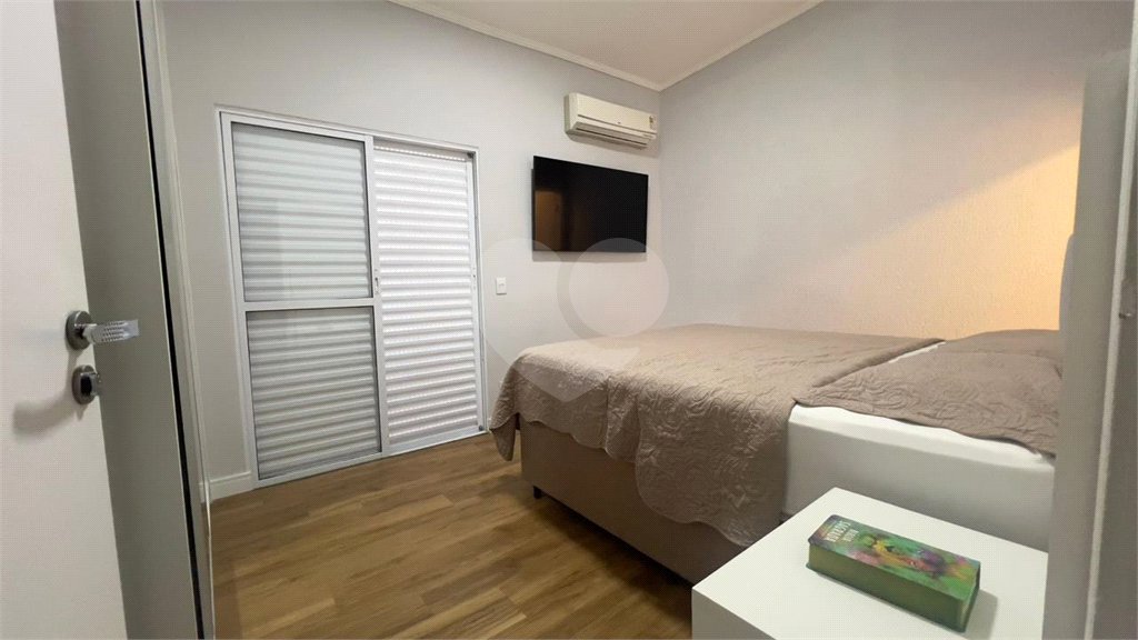 Casa à venda com 3 quartos, sendo 1 suíte,  no condomínio Jardim das Flores, Sorocaba - SP