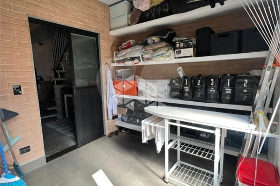 Sobrado à venda com 3 quartos, sendo 2 suítes, em Parque Edu Chaves, São Paulo, SP