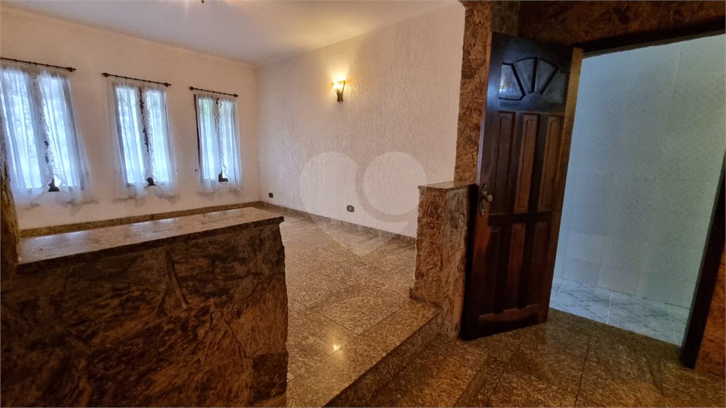 Sobrado à venda com 4 quartos em Vila Dom Pedro II, São Paulo, SP