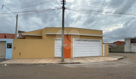 Casa à venda com 3 quartos, sendo 1 suíte,  em Jardim Santa Inêz, Itapetininga, SP