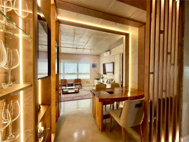 Apartamento à venda com 1 suíte em Alto da Boa Vista, São Paulo, SP