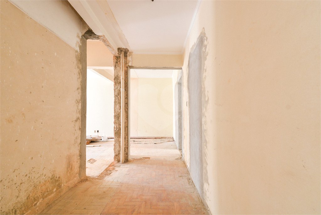 Apartamento à venda com 4 quartos, sendo 3 suítes, em Consolação, São Paulo, SP