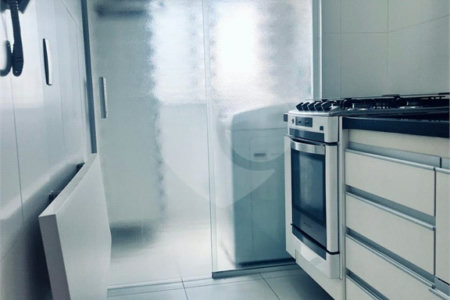 Apartamento à venda com 2 quartos em Parque Maria Domitila, São Paulo, SP