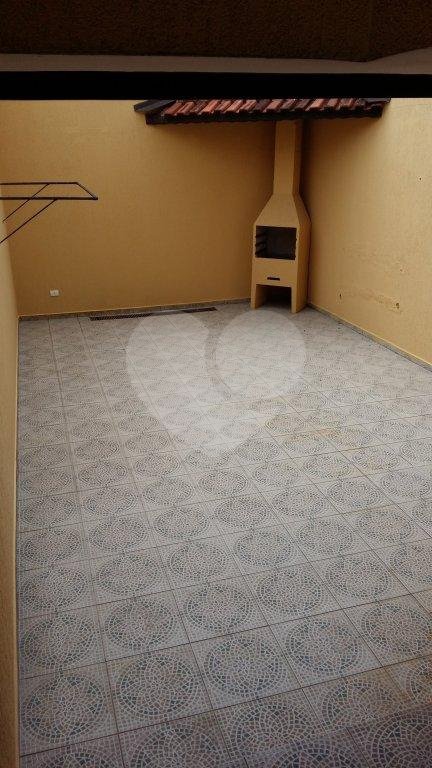 Sobrado à venda com 4 quartos, sendo 1 suíte, em Vila Nova Cachoeirinha, São Paulo, SP