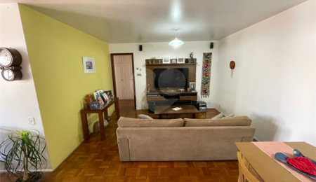 Apartamento à venda com 3 quartos, sendo 1 suíte,  em Vila Mariana, São Paulo, SP