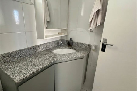 Apartamento à venda com 3 quartos, sendo 1 suíte,  em Vila Suzana, São Paulo, SP