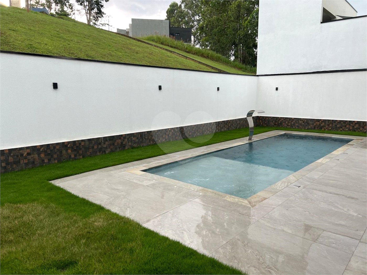 Casa à venda com 4 quartos, sendo 3 suítes,  no condomínio Mosaico Essence - Fase 1, Mogi das Cruzes - SP