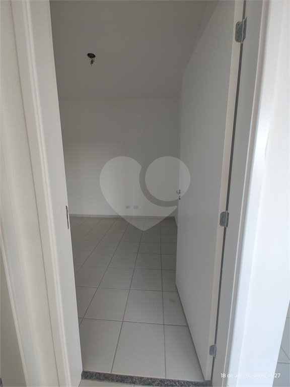 Apartamento para alugar com 2 quartos em Jardim das Palmeiras, Atibaia, SP