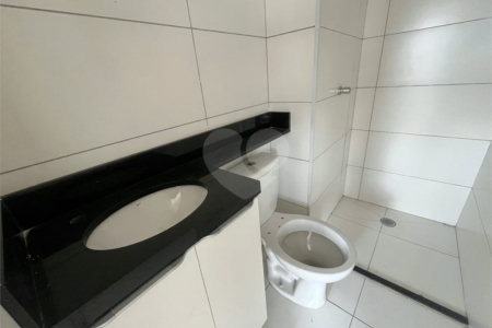Apartamento à venda com 2 quartos em Vila Mazzei, São Paulo, SP