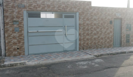 Casa Térrea à venda com 2 suítes em Jardim São Francisco, Mogi das Cruzes, SP