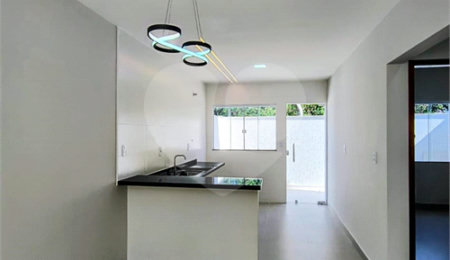 Casa à venda com 2 quartos, sendo 1 suíte, em Guriri, Cabo Frio, RJ