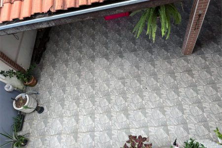 Sobrado à venda com 5 quartos, sendo 2 suítes,  em Jardim da Granja, São José dos Campos, SP